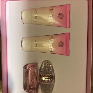 Versace bright crystals set brand new